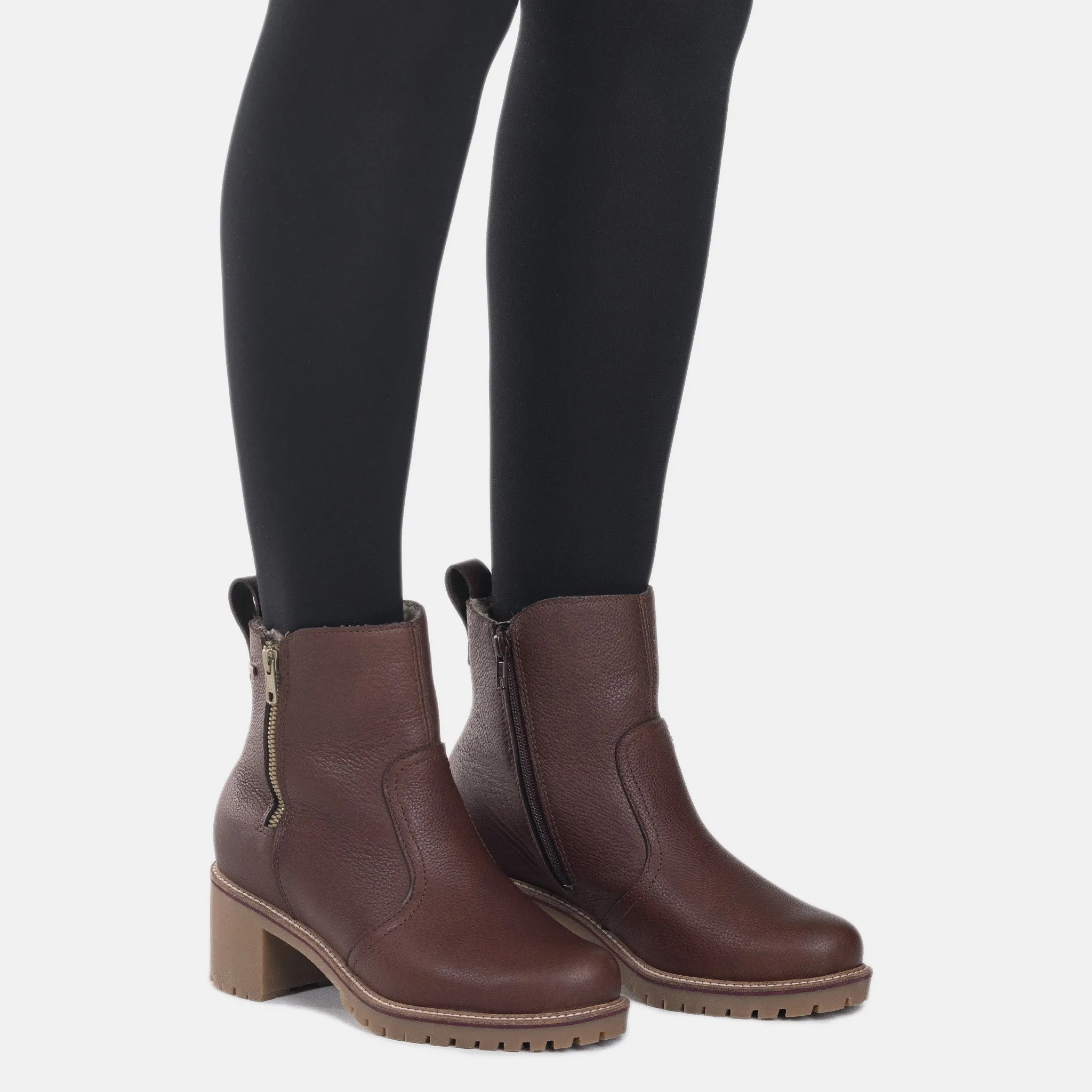 Minimal Build ARO Women's GORE-TEX? ankle boots