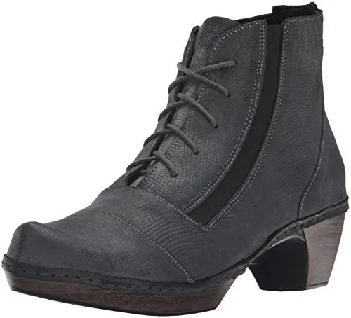 Avila Lace Up Boot Freeze Grip
