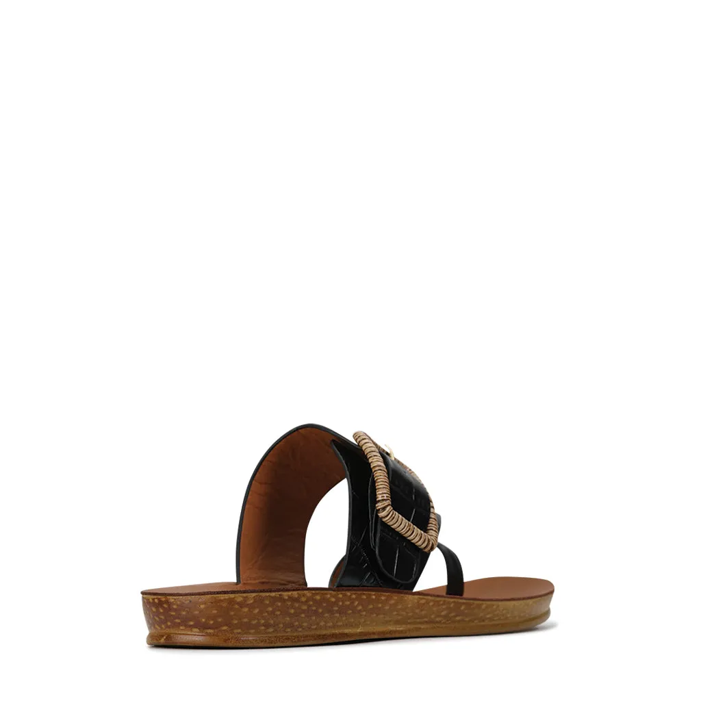 Shock Resistant Family Time BRIOS BAMBOO BUCKLE SANDAL