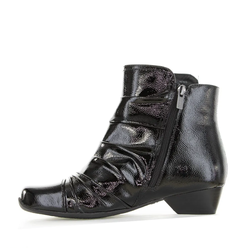 Dust Free ZIERA CAMRYN BLACK PATENT