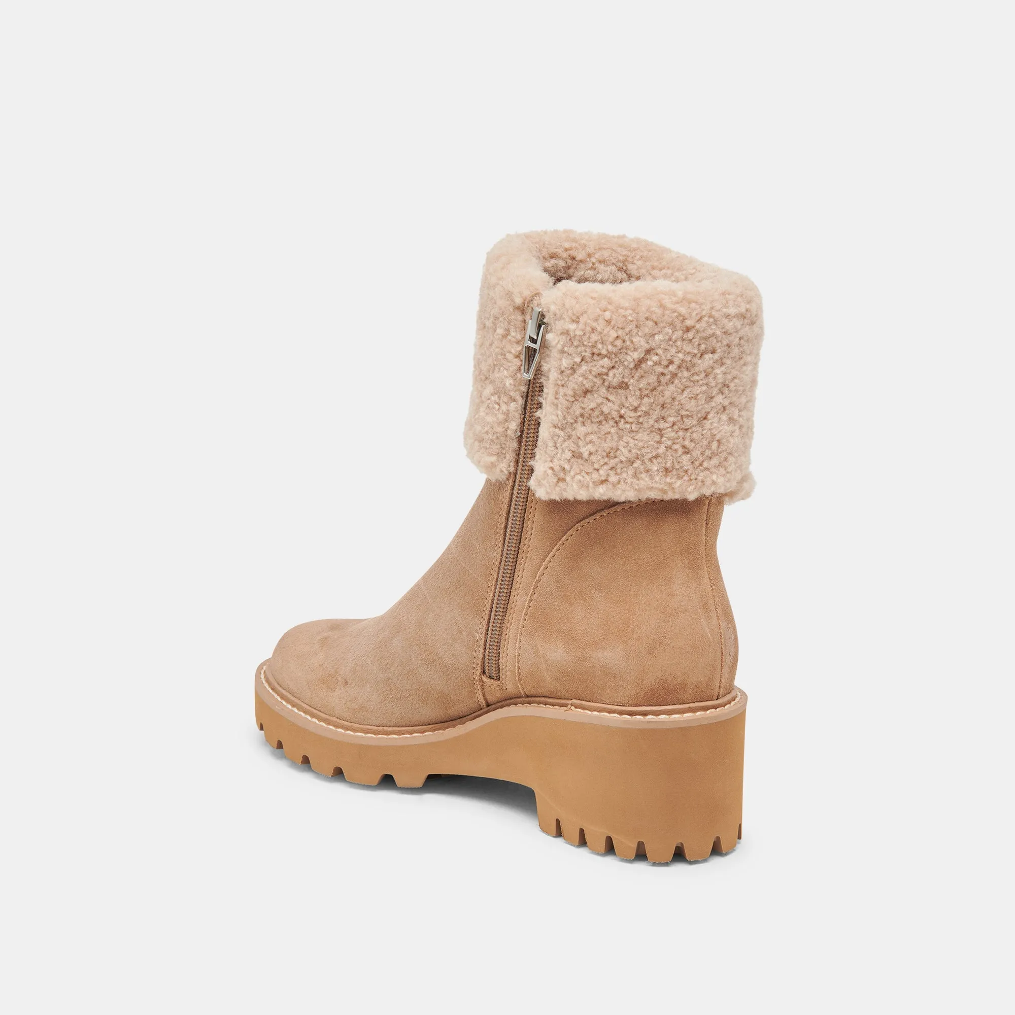 Seamless Stitching HUG H2O BOOTS MUSHROOM SUEDE
