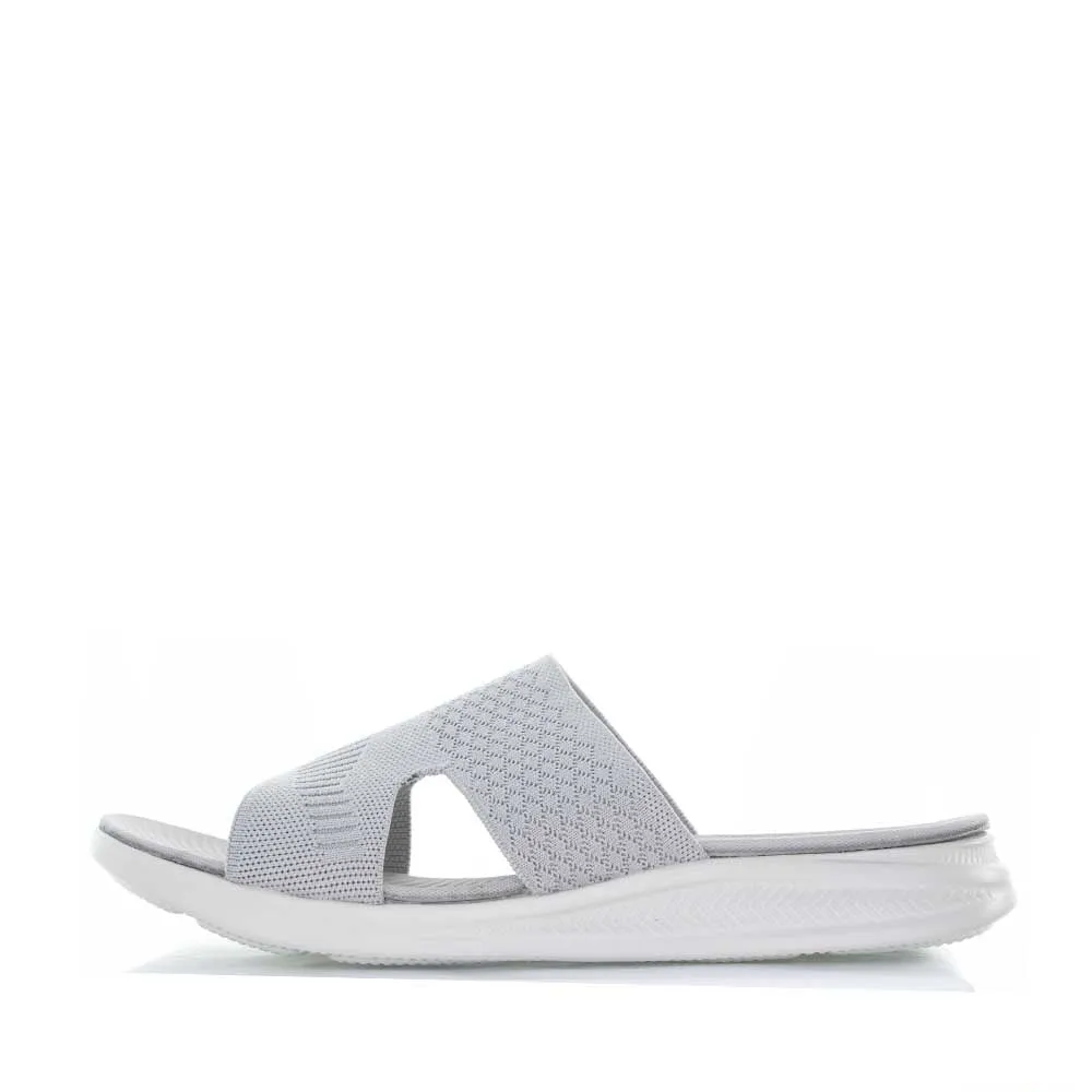 Ankle Strap Trendsetter Style CC RESORTS FRANNIE GREY