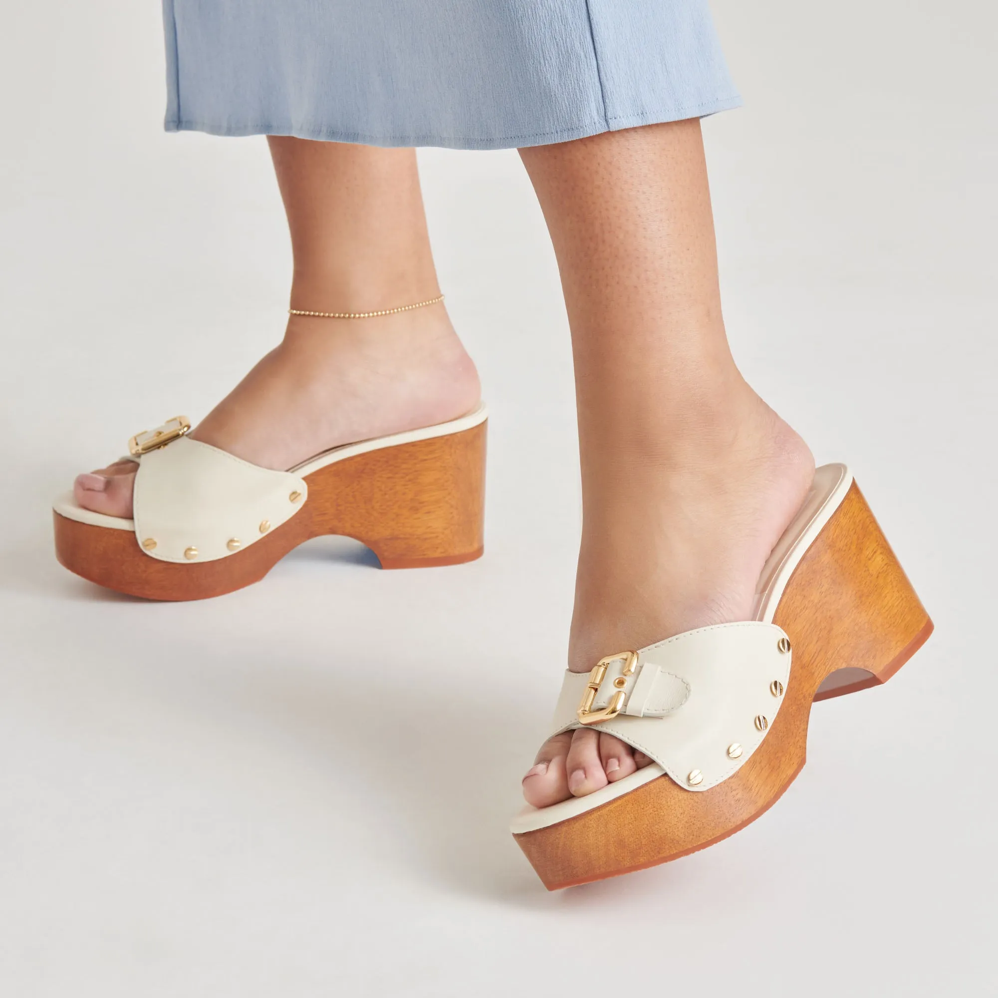 YALAH HEELS OFF WHITE LEATHER Classic Chic Club Edge