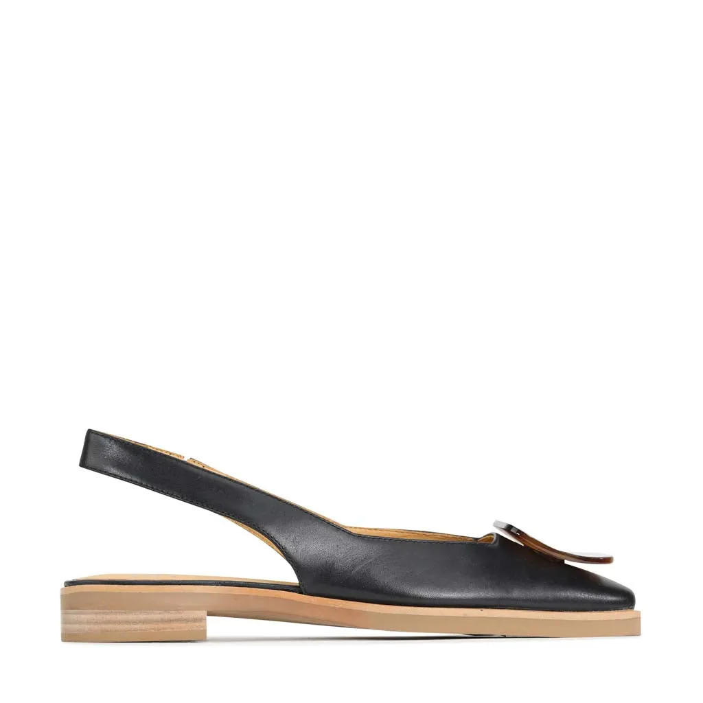 ESSY LEATHER SLING-BACK FLATS cross - trainers' versatility