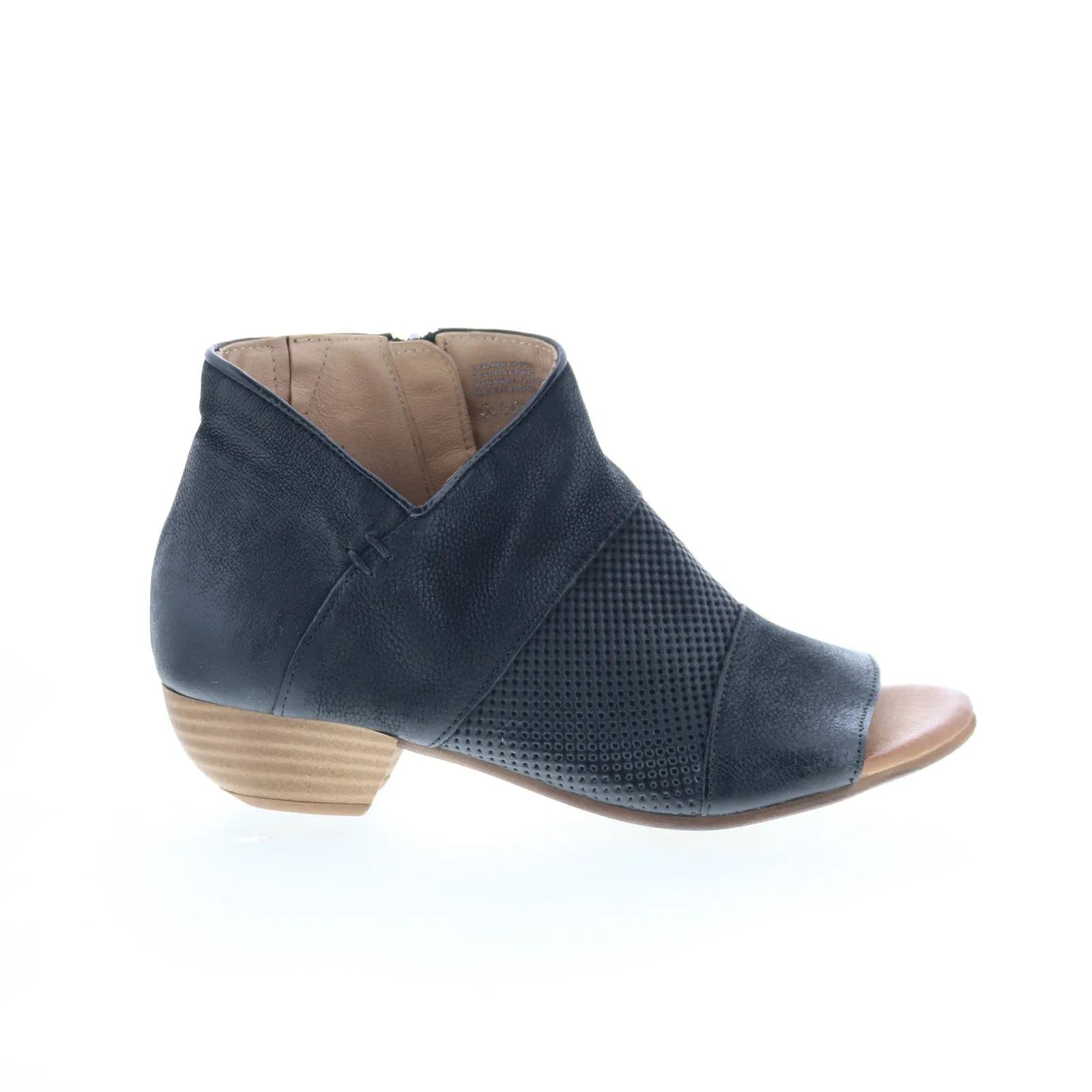 Arctic Cold Textile Lining Miz Mooz Clermont P41007-101-6002 Womens Black Leather Ankle & Booties Boots
