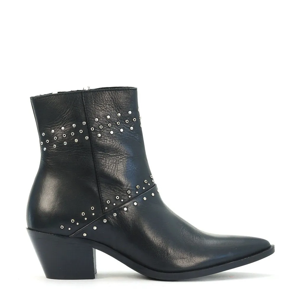 GIDS mountain climbers high heels