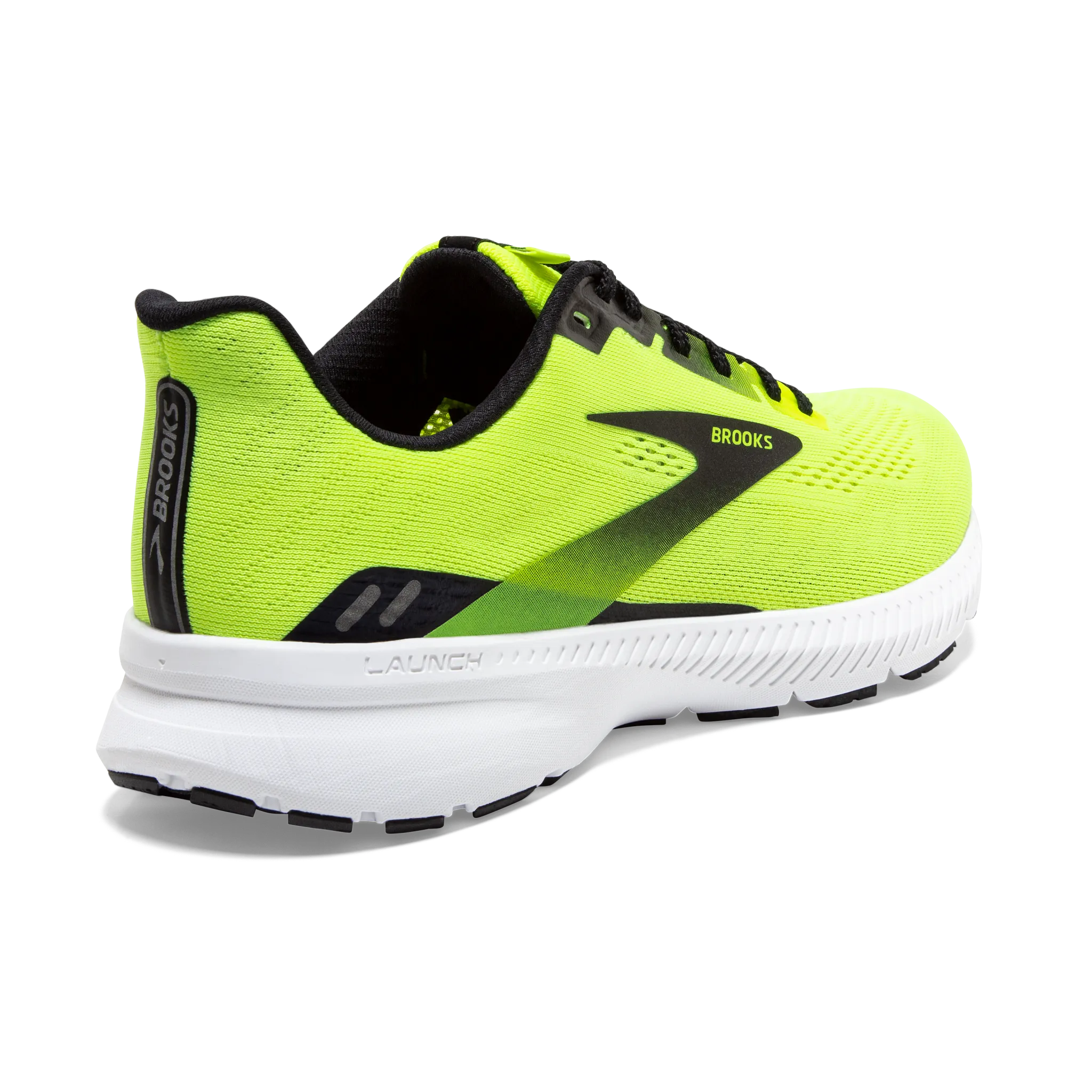 running in hard tracks shoes Men's Launch 8