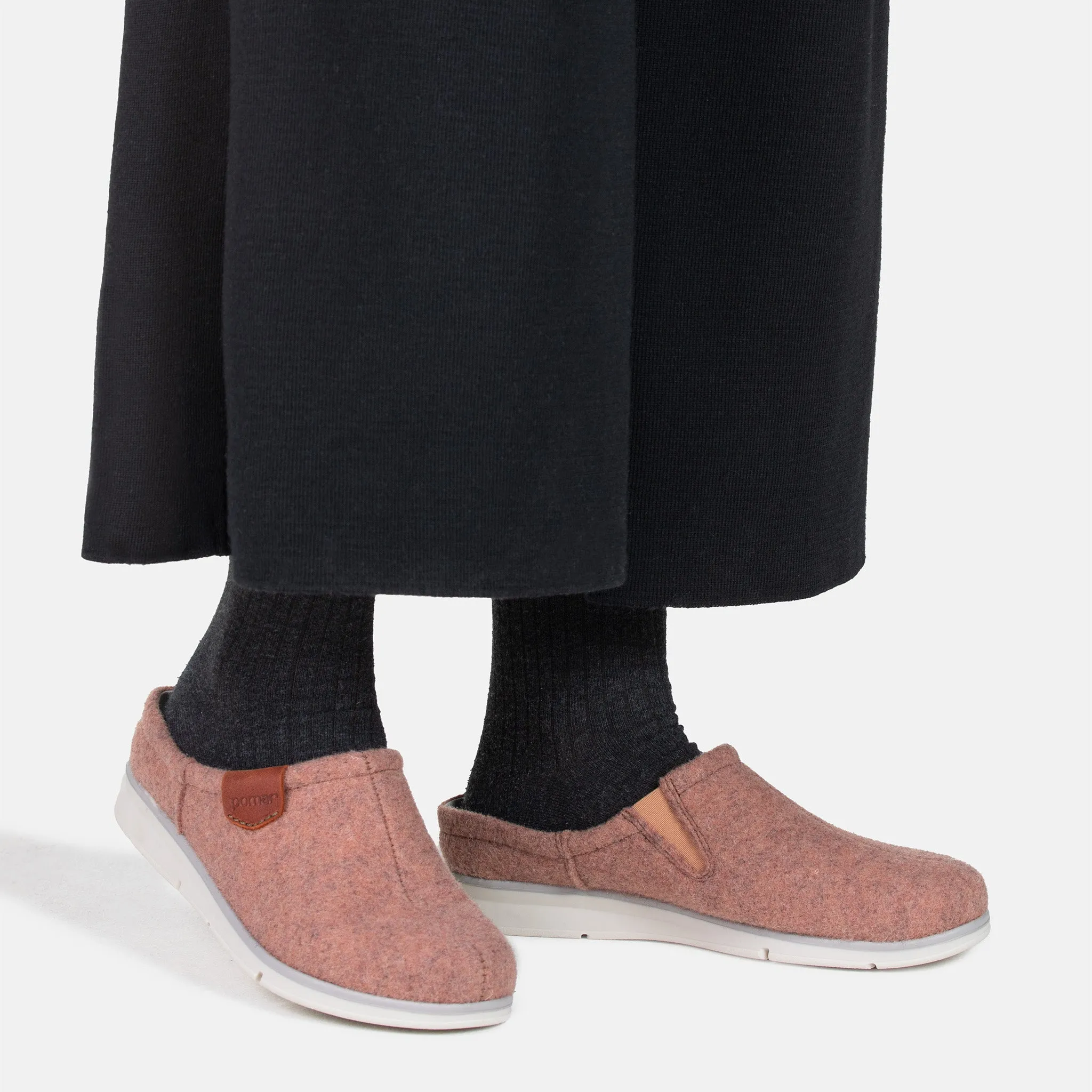 On The Move KIVI Women's DYNERGY? felt slippers