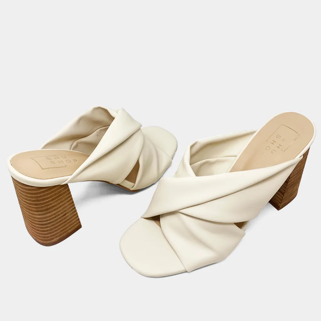 FIJI Boho Free Island Step