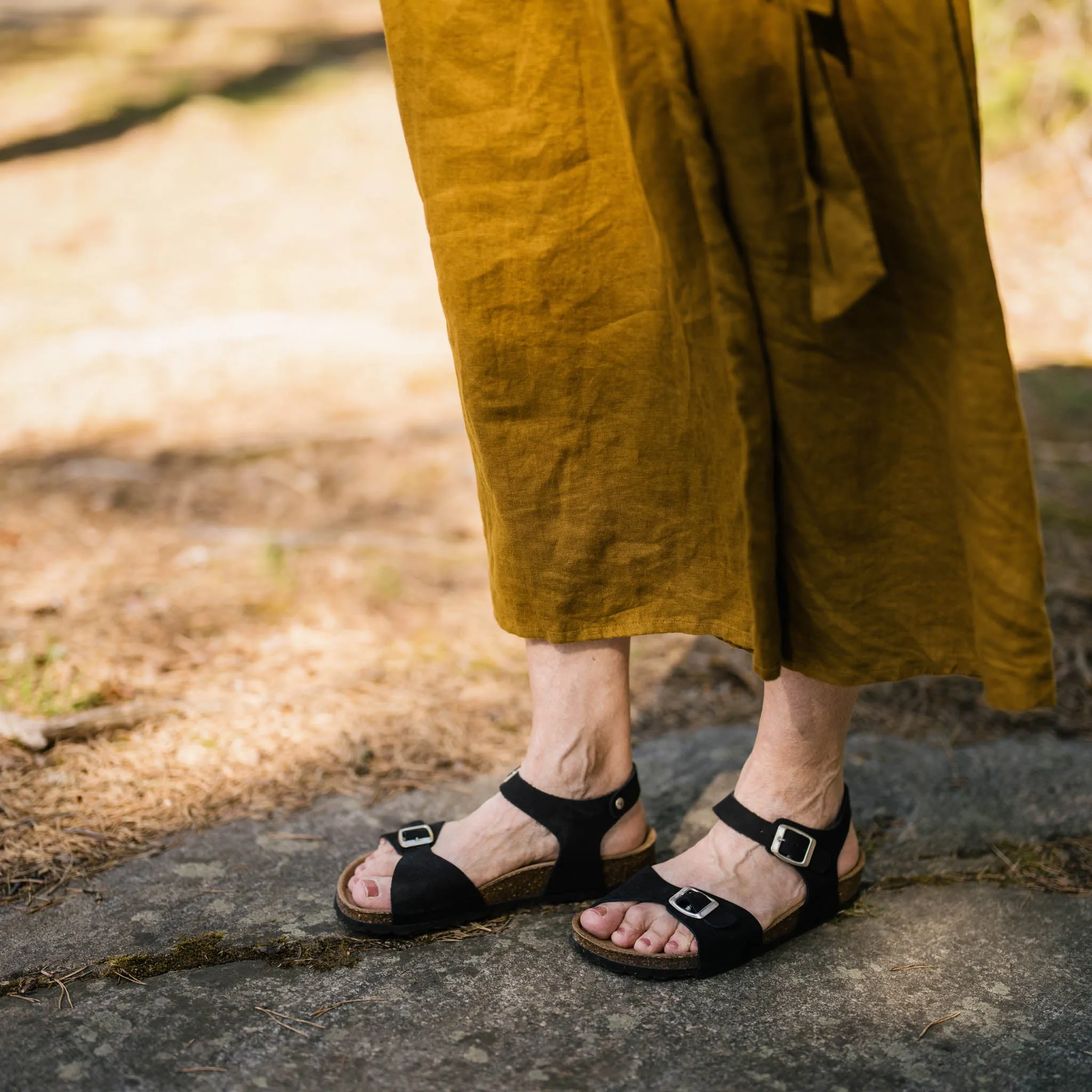 Easy Step TOUKO Women??s sandals