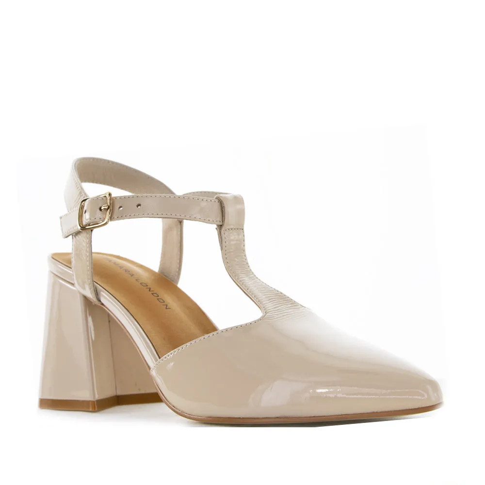 TAMARA LONDON BRIETTE NUDE Street Mood