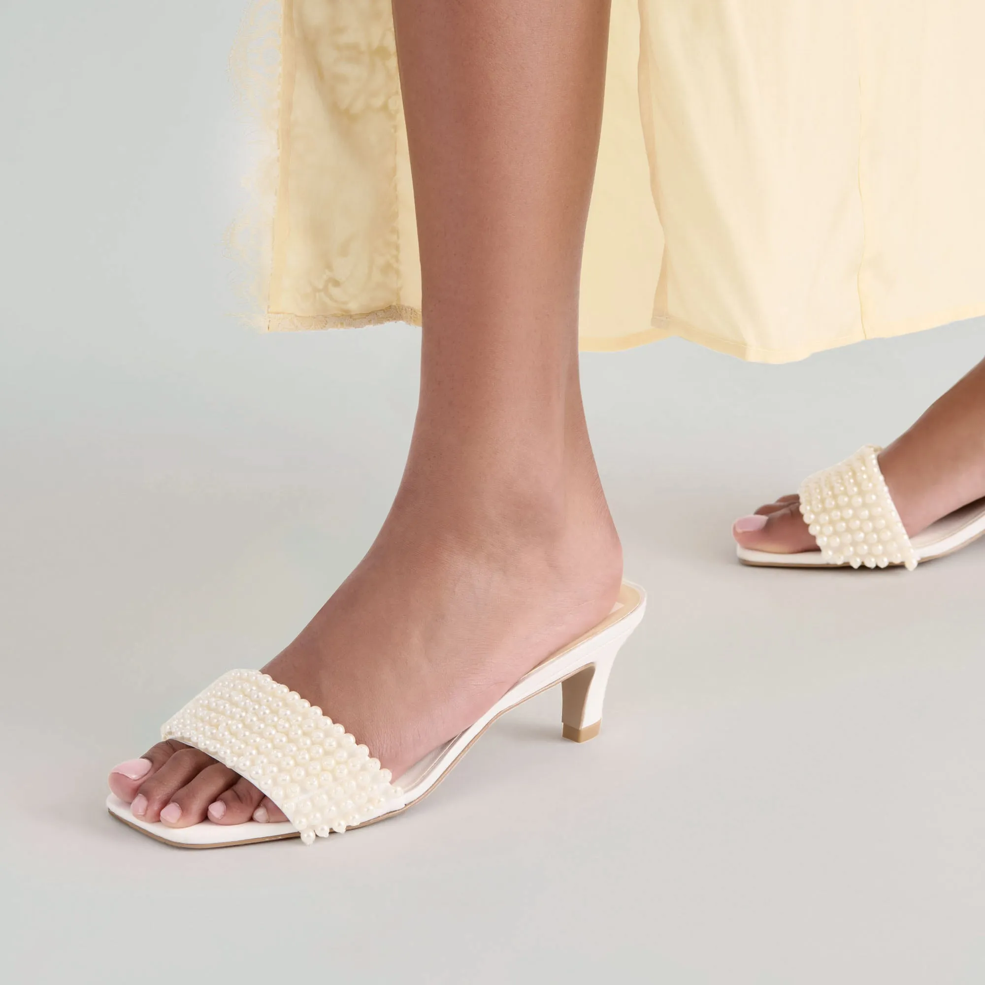 Training Wide Strap Heels REXA PEARL HEELS OFF WHITE SATIN