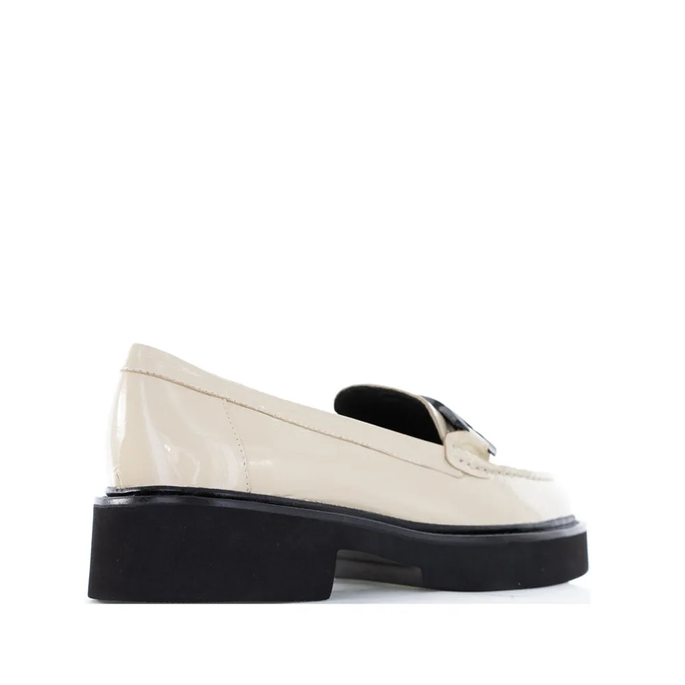 Clear Move Casual Style BRESLEY ALTON SWAN PATENT