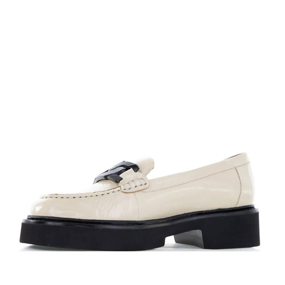 BRESLEY ALTON SWAN PATENT Supportive Fit Evening Pace