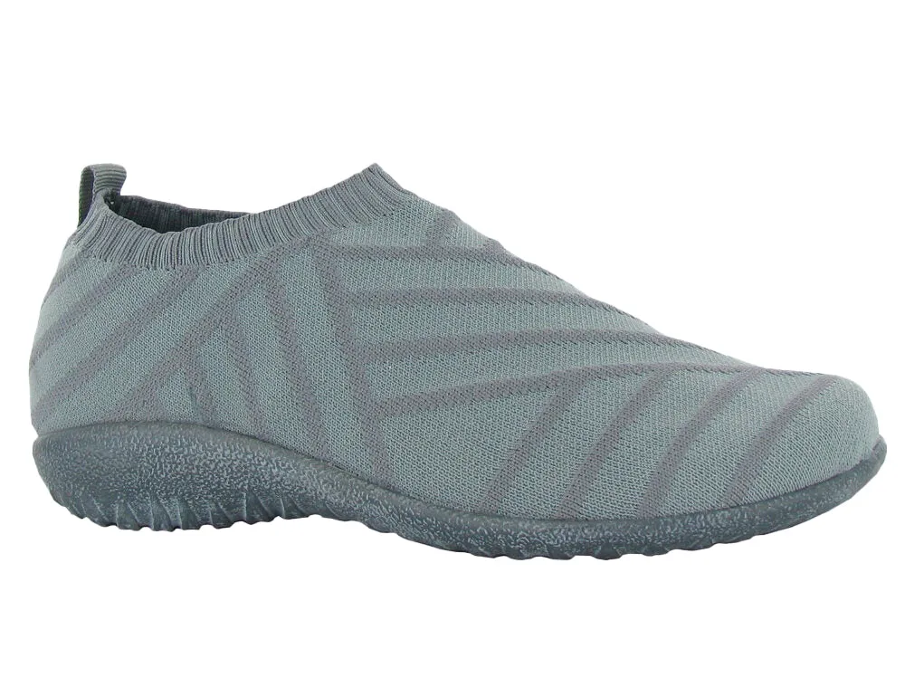Naot Okahu Contemporary ease dancers - specific features