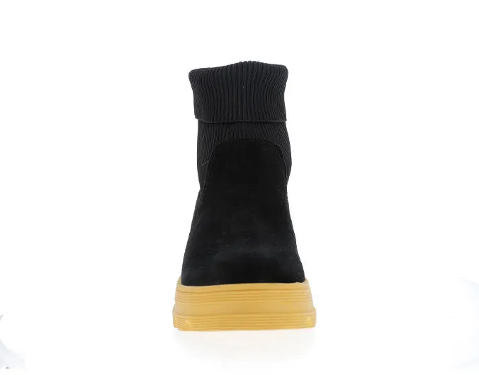 Middle-Aged Man LE SANSA RIDGE BLACK/MUSTARD