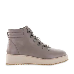 LE SANSA SKIP TAUPE design uniqueness - level