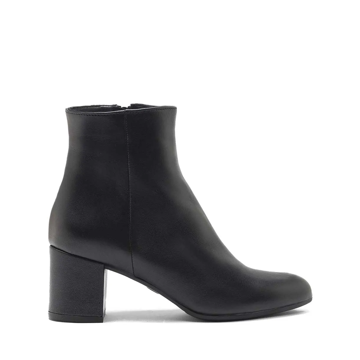 MOLLY ANKLE BOOTS High-Quality Footwear