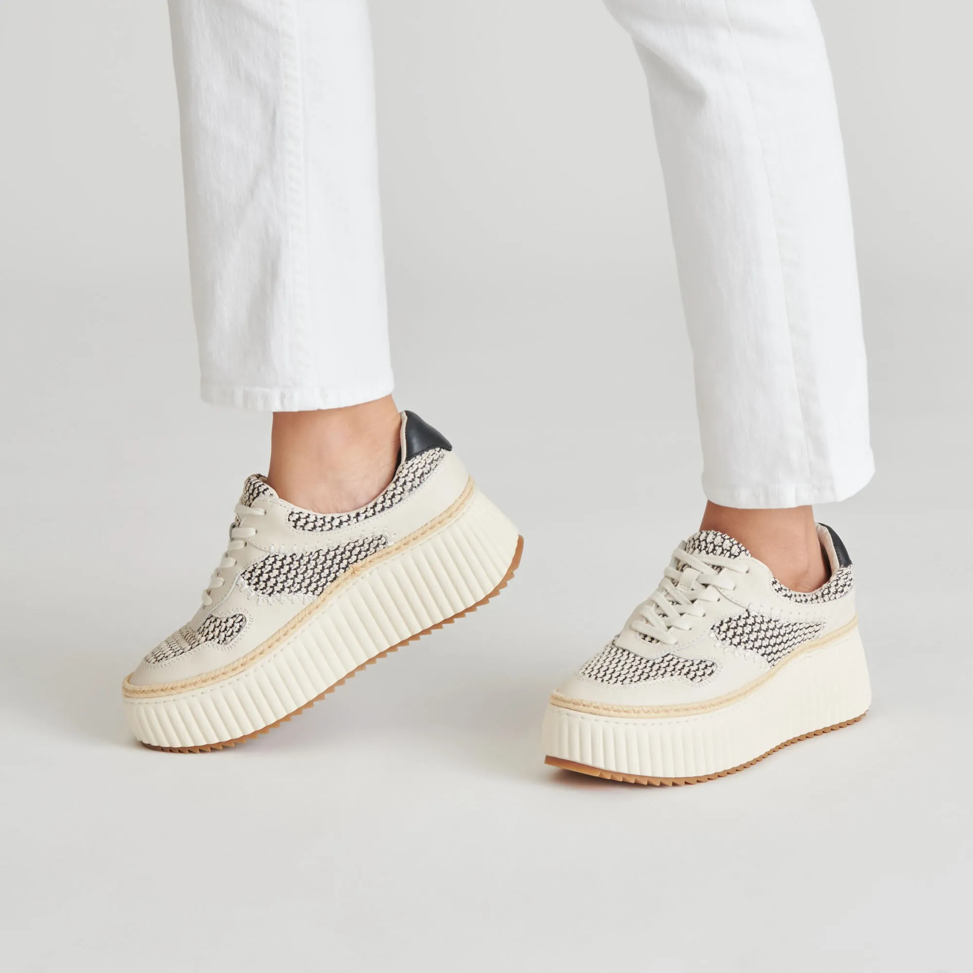 Elevated Design Perfect Fit DANDI SNEAKERS BLACK NATURAL RAFFIA