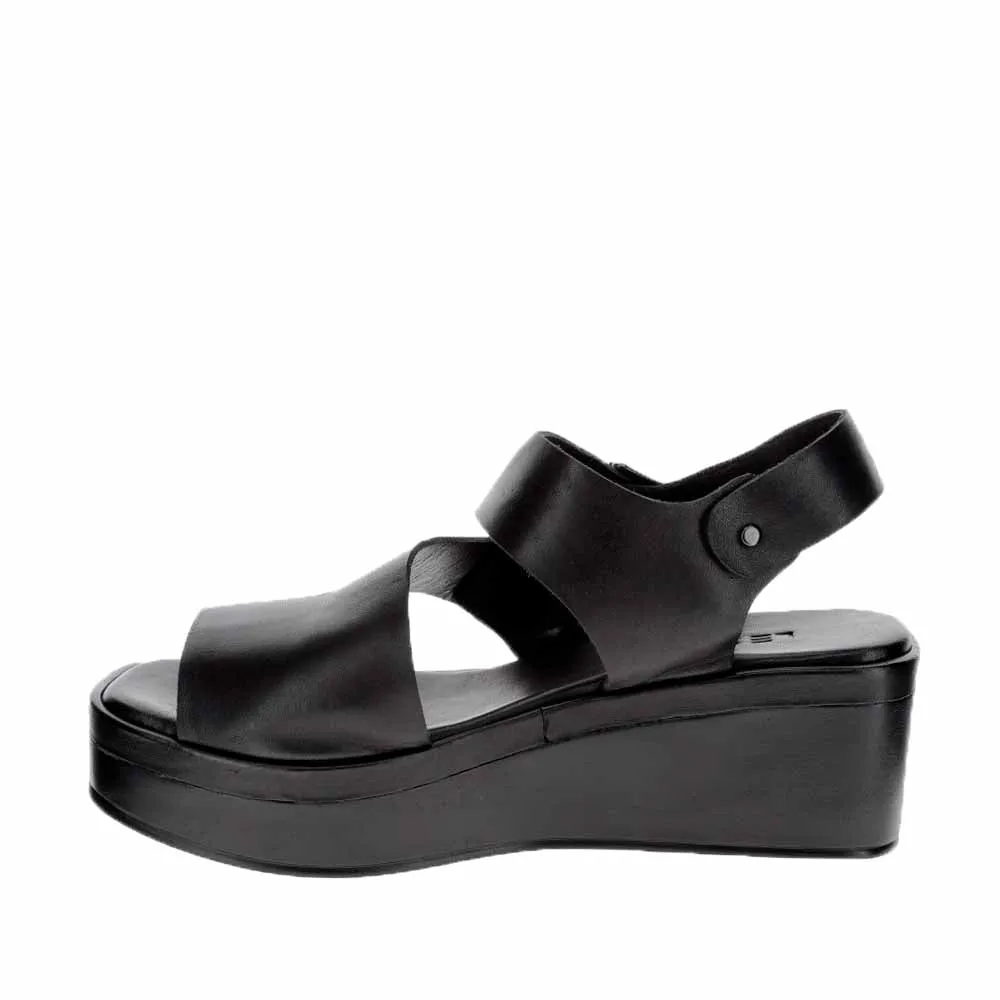 Everyday Comfort Adjustable Straps LE SANSA TRI BLACK