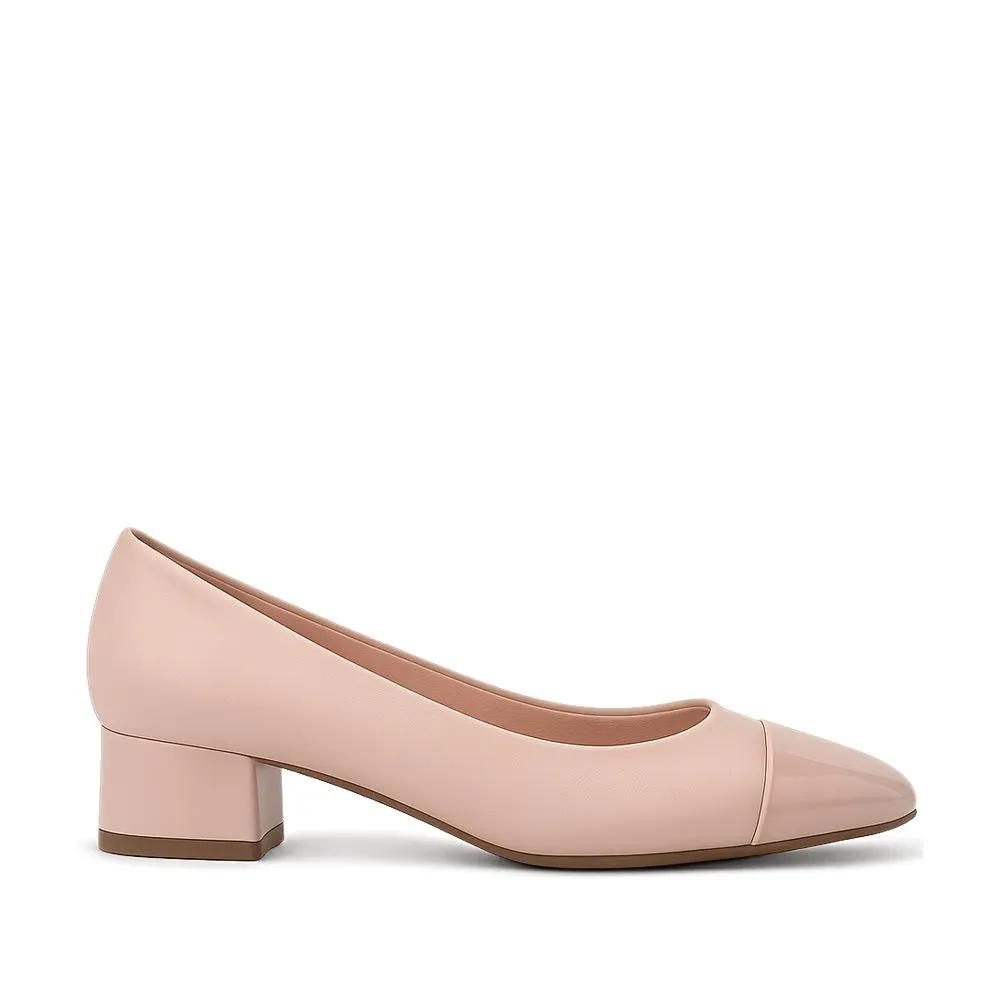 Relaxed Ease streamlined look LE SANSA ELISKA NUDE PATENT