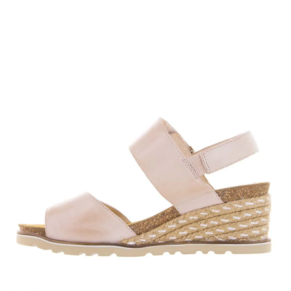 LE SANSA EVITA BLUSH Foot Flex Heel Freedom