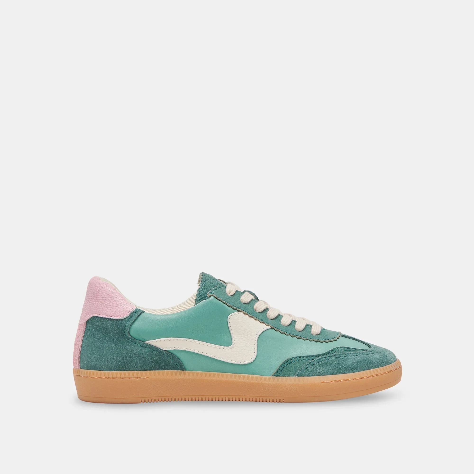 NOTICE SNEAKERS GREEN SUEDE Off-Road Ready Gym Essential