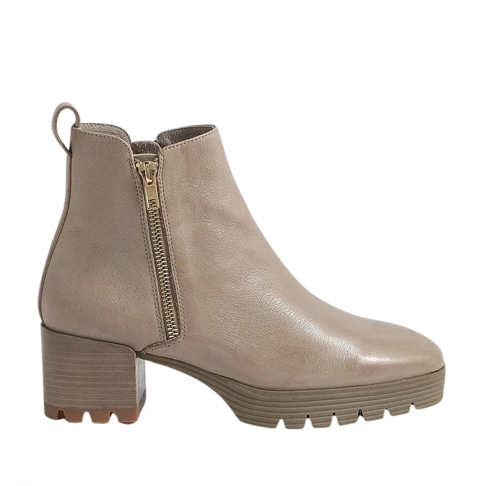 DJANGO & JULIETTE DINIS ASH Slip-On Design Clean Lines