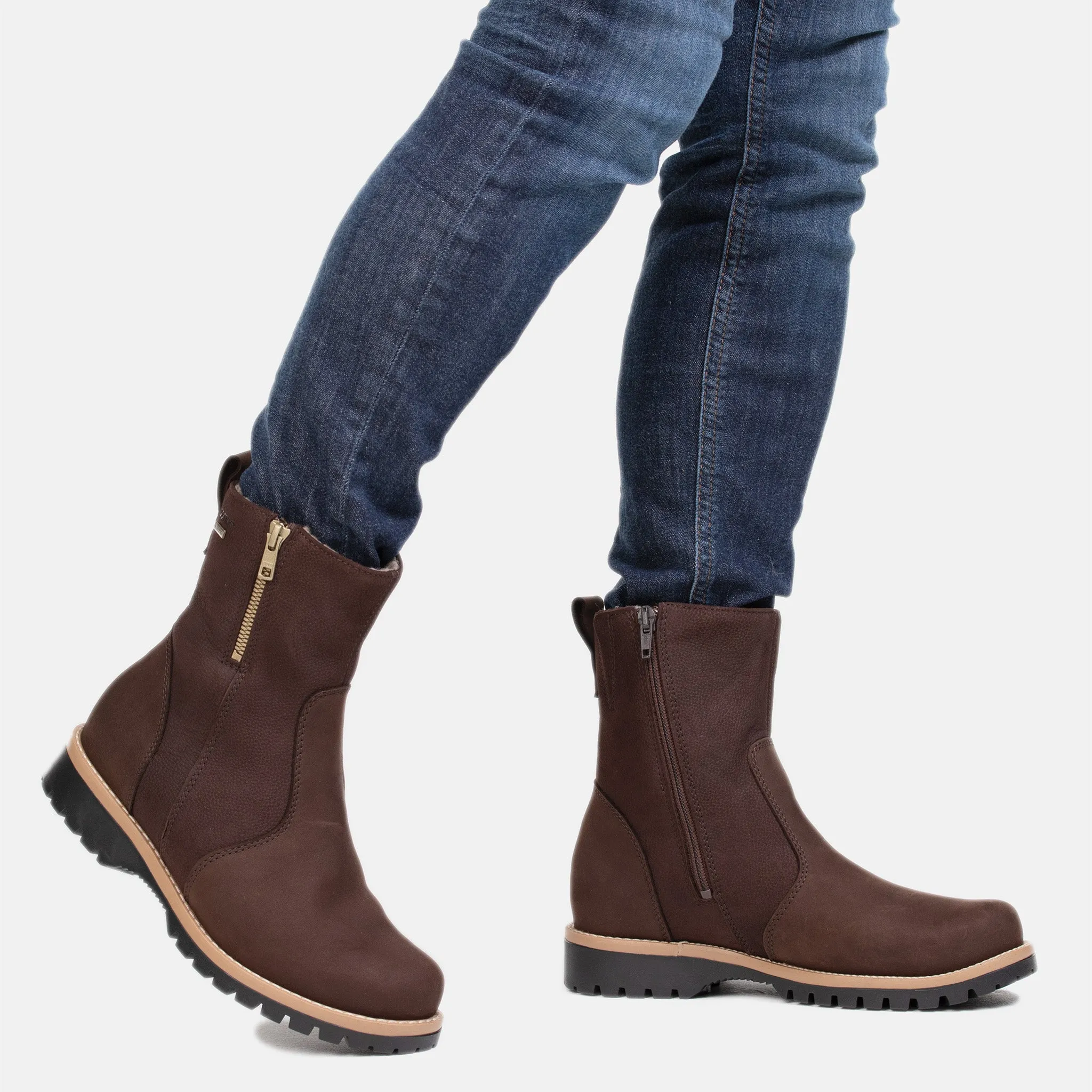 TASSU Women??s GORE-TEX? ankle boot Comfortable Feel Zip Closure