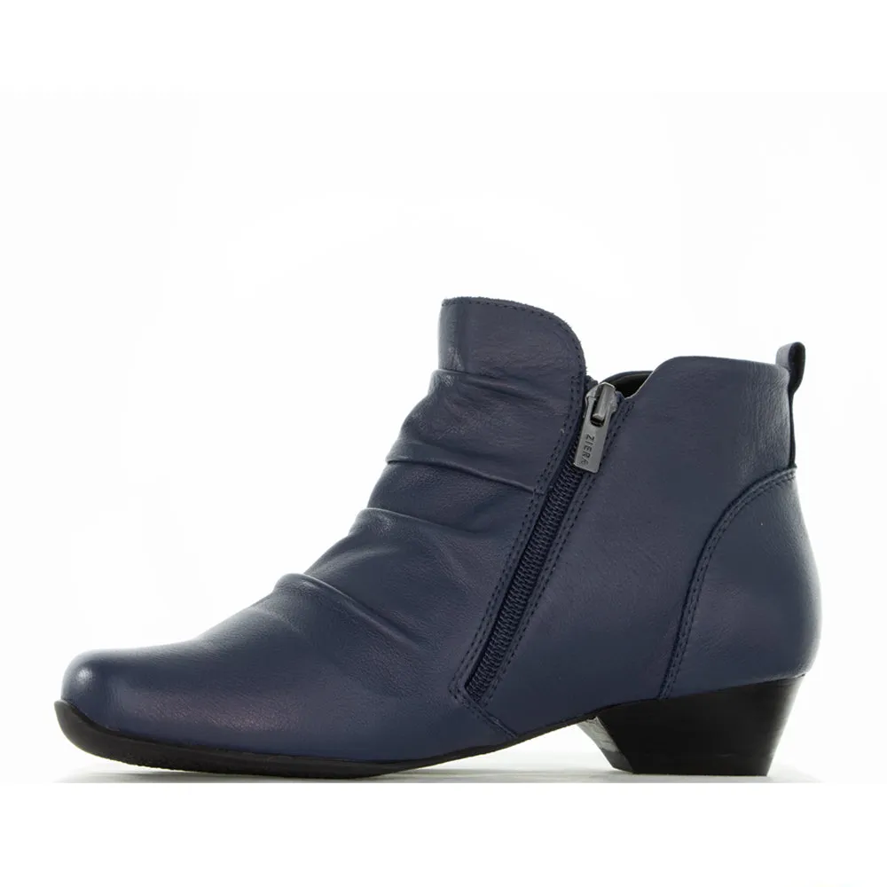 ZIERA CHRISTEL NAVY Camping Trip All-Weather Wear