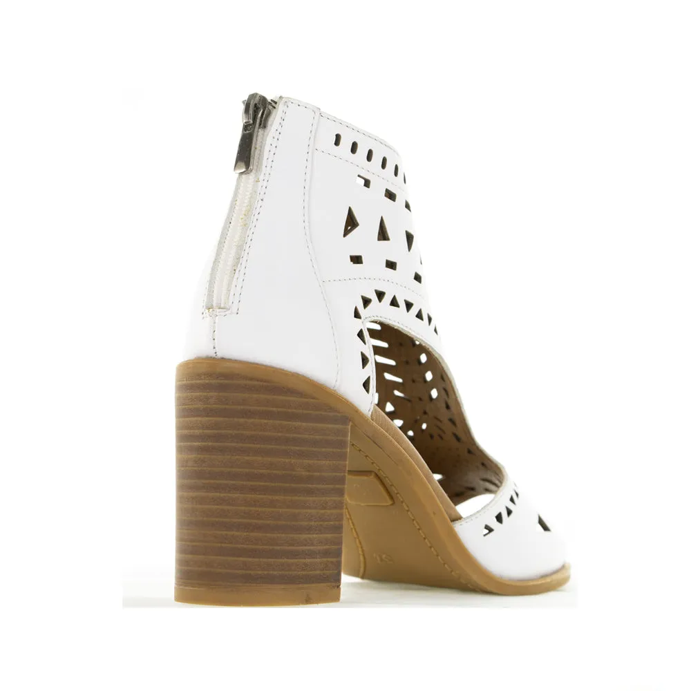 LE SANSA LITTLE WHITE most trendy Comfortable Cushioning