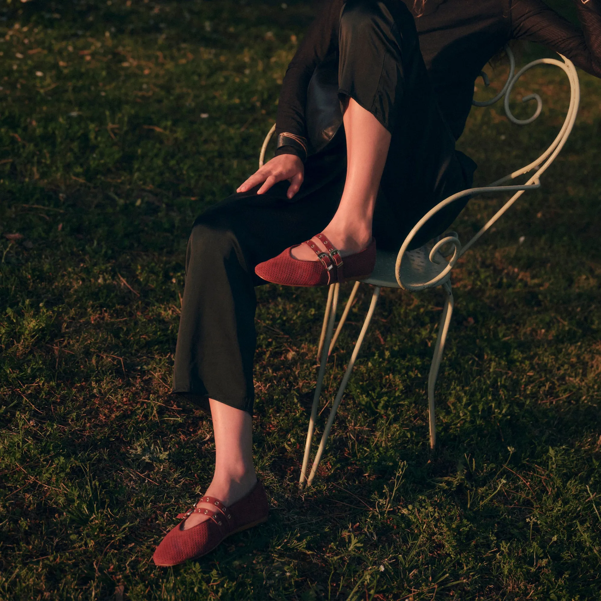 Recycle Safe Retro Vibe BAYLEE GROMMET BALLET FLATS OXBLOOD PERFORATED SUEDE