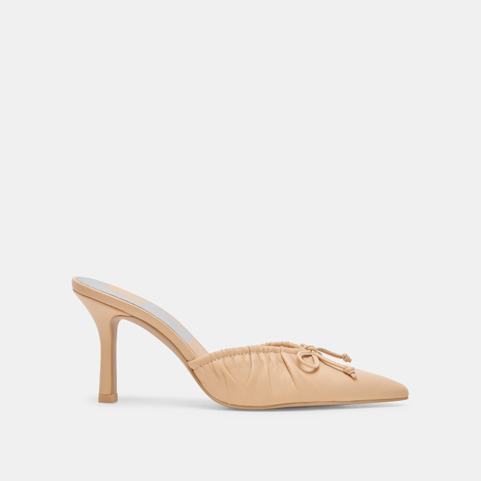 KAIRI HEELS FRENCH VANILLA LEATHER group walk Comfort Walk