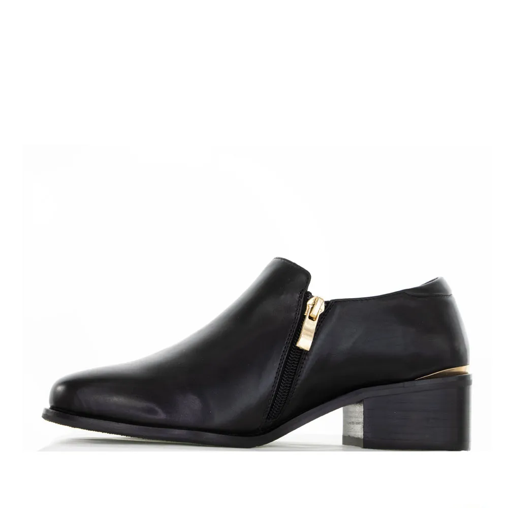 BRESLEY DARTMOUTH BLACK BLACK Timeless Chic Refined chic