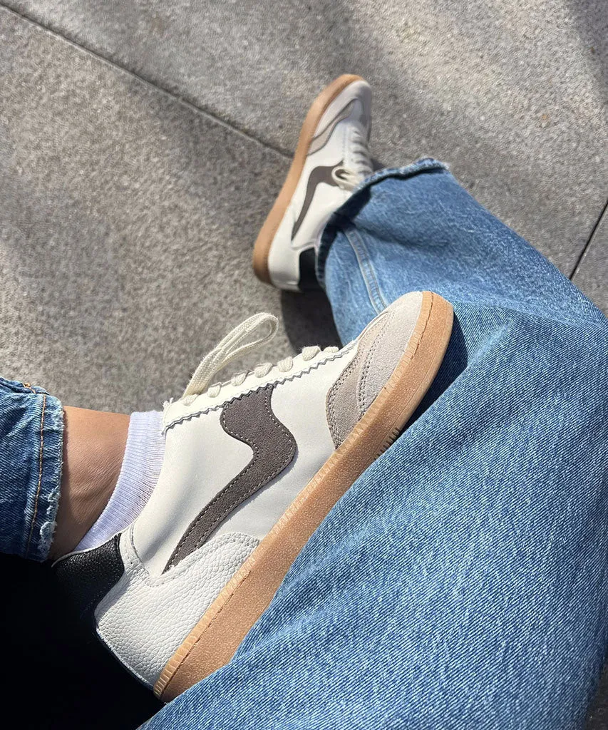NOTICE SNEAKERS WHITE GREY LEATHER Smart Look Lightweight Upper