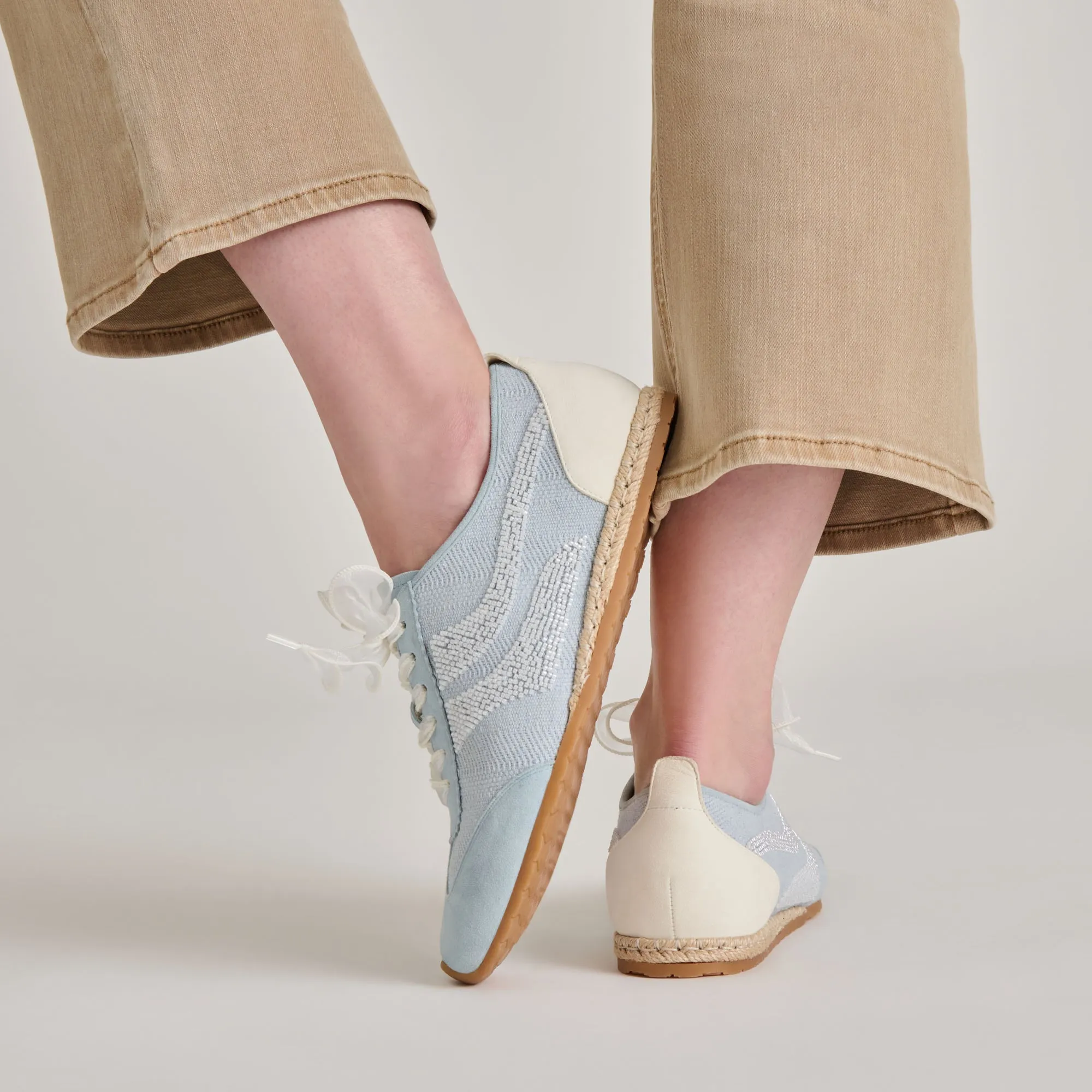 DREAM BEAD SNEAKERS BLUE MULTI BURLAP Street Motion
