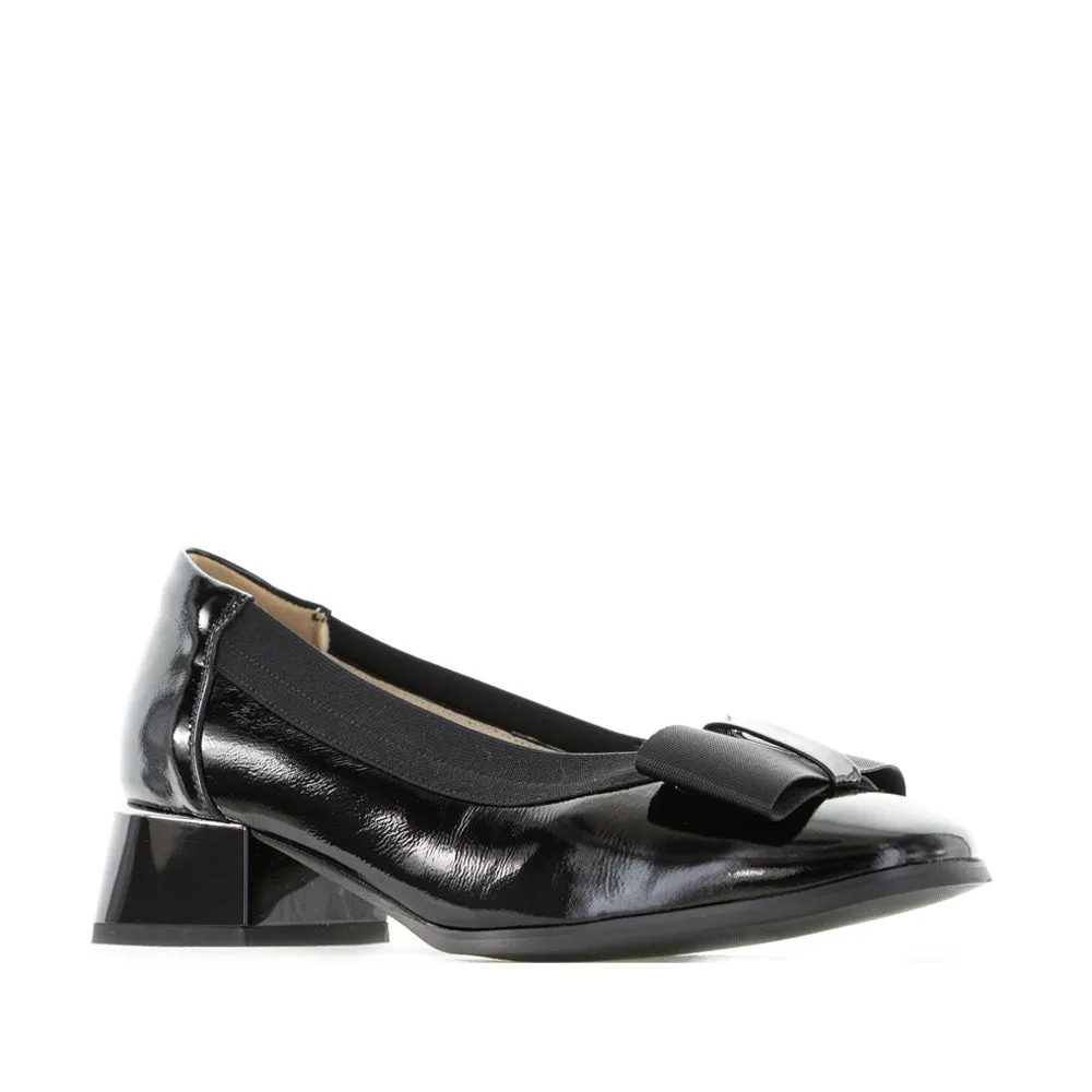 MILA RAINE BING BLACK PATENT Comfortable Cushioning
