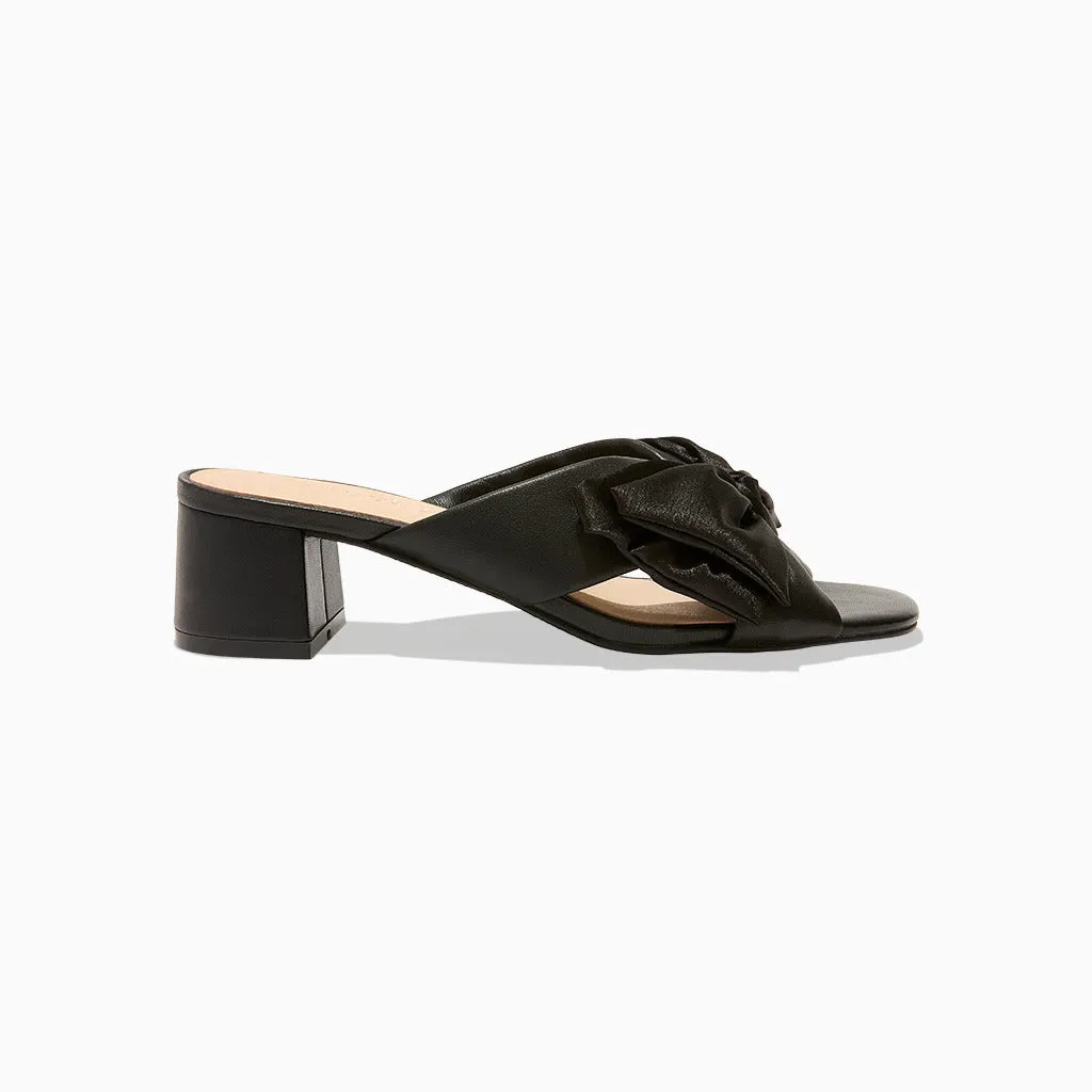 Debra Mid Heel Flexibility Feature