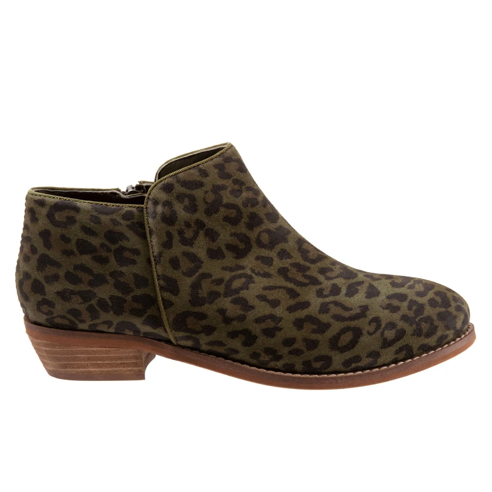 Sleek Finish Ski Resort Visitor Softwalk Rocklin S1457-317 Womens Green Suede Zipper Ankle & Booties Boots