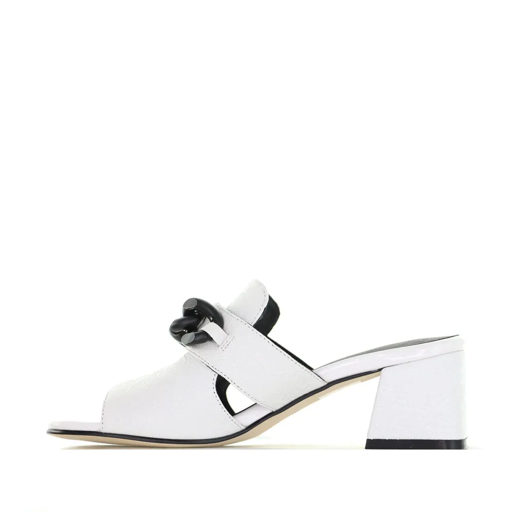 BRESLEY ADDER WHITE EMBOSS Comfortable Day Pumps Removable insole