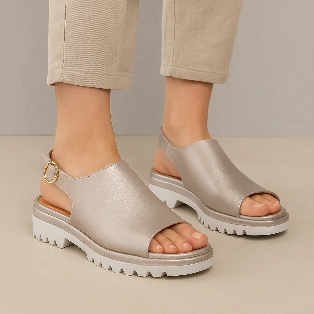 LE SANSA BRIAR CHAMPAGNE Outdoor Ready Shoes