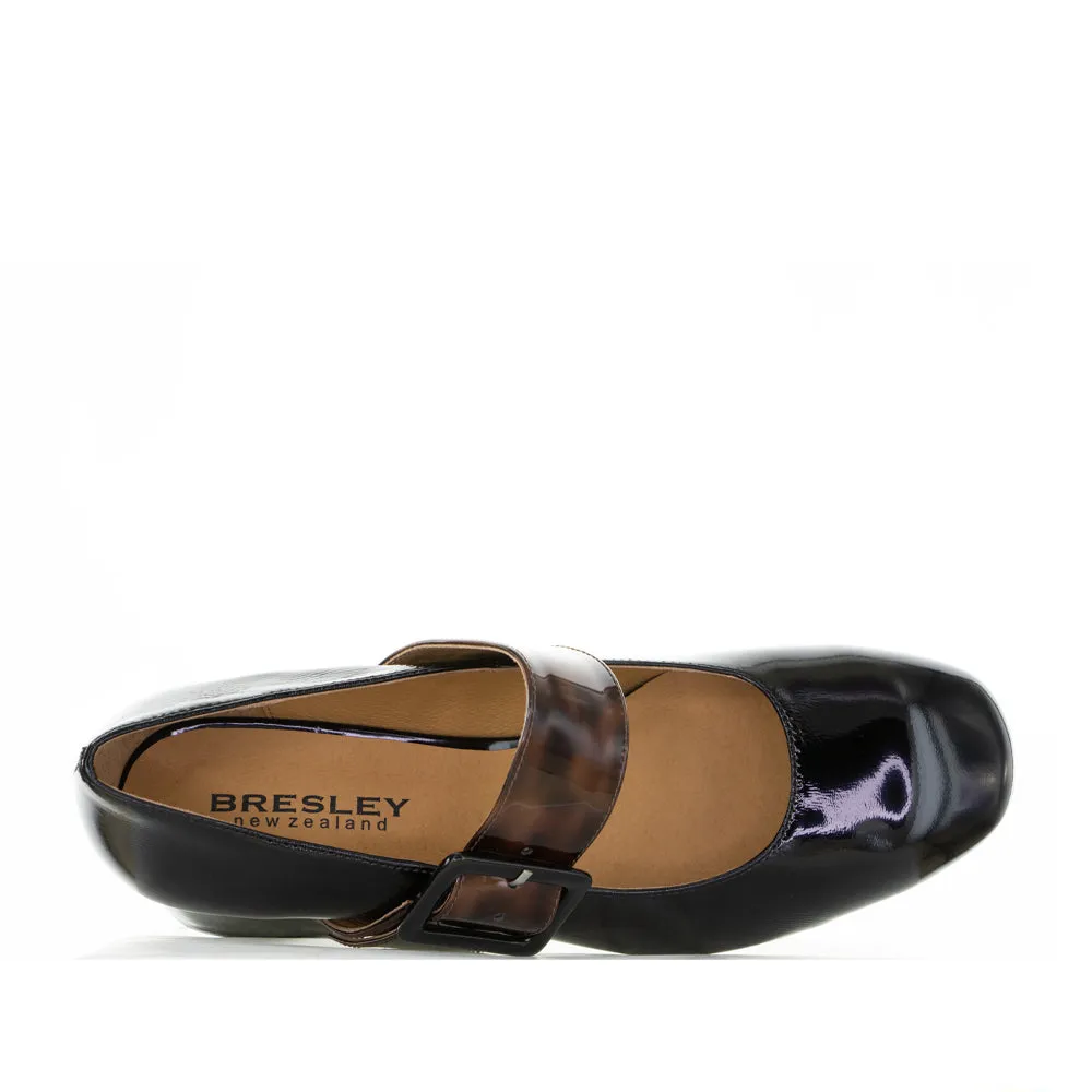 BRESLEY PAGODA BLACK PAT cricket