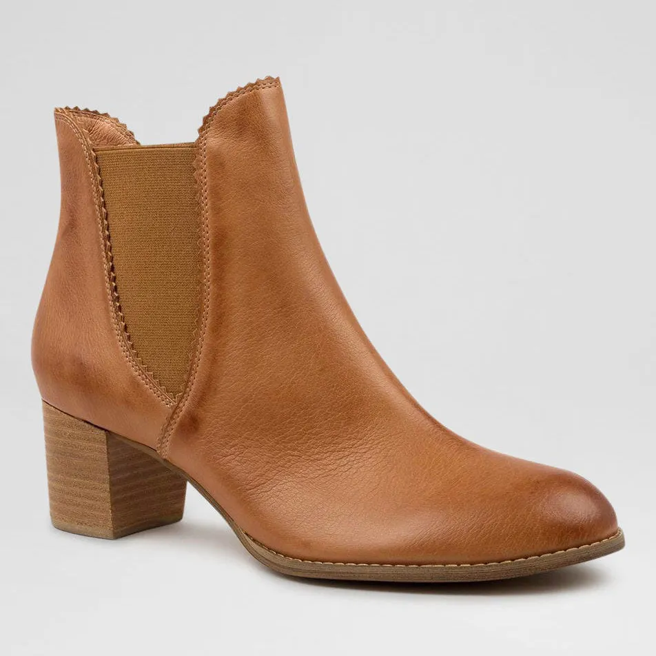 Summer Friendly DJANGO & JULIETTE SADORE DARK TAN