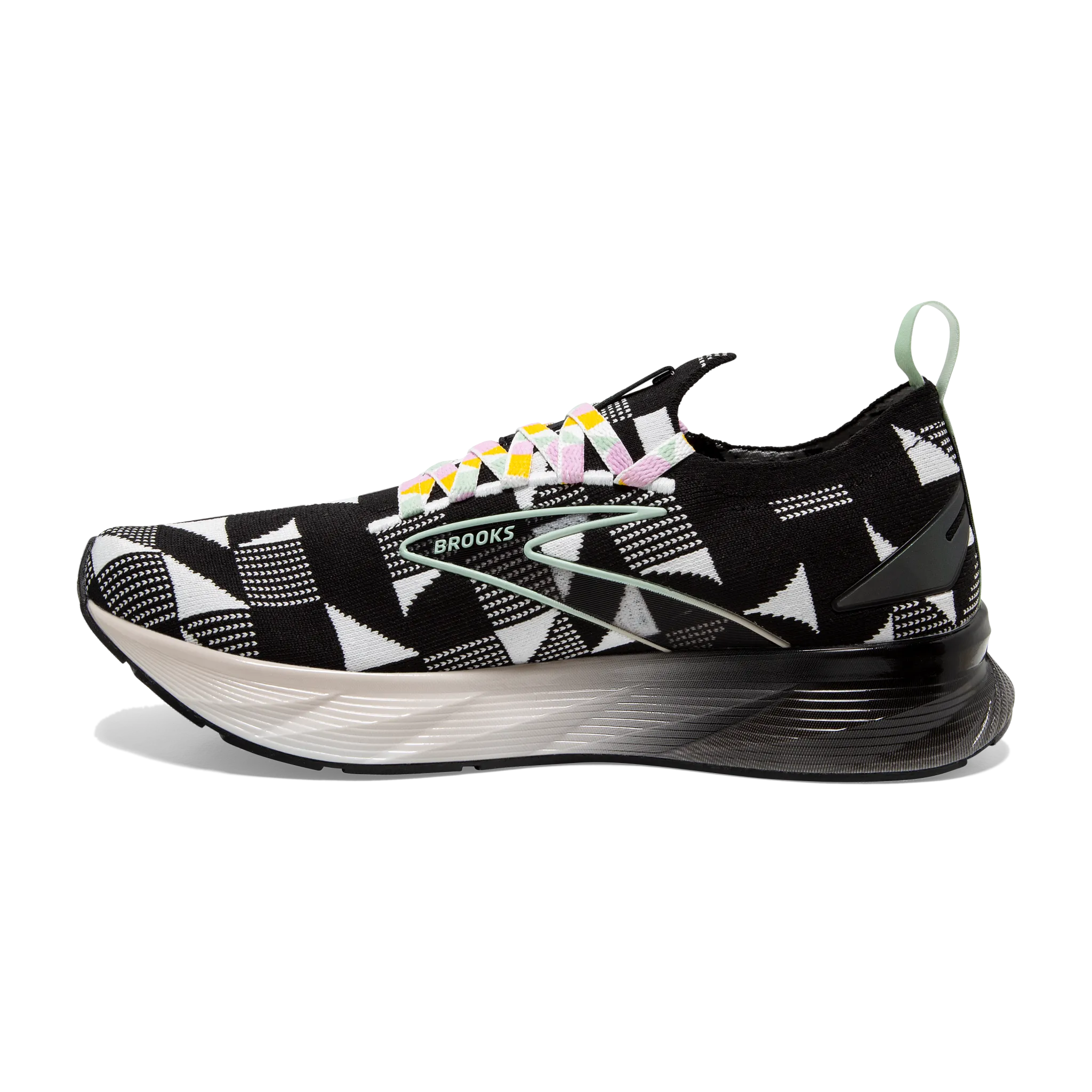 wide - toe - box Men's Levitate StealthFit 6