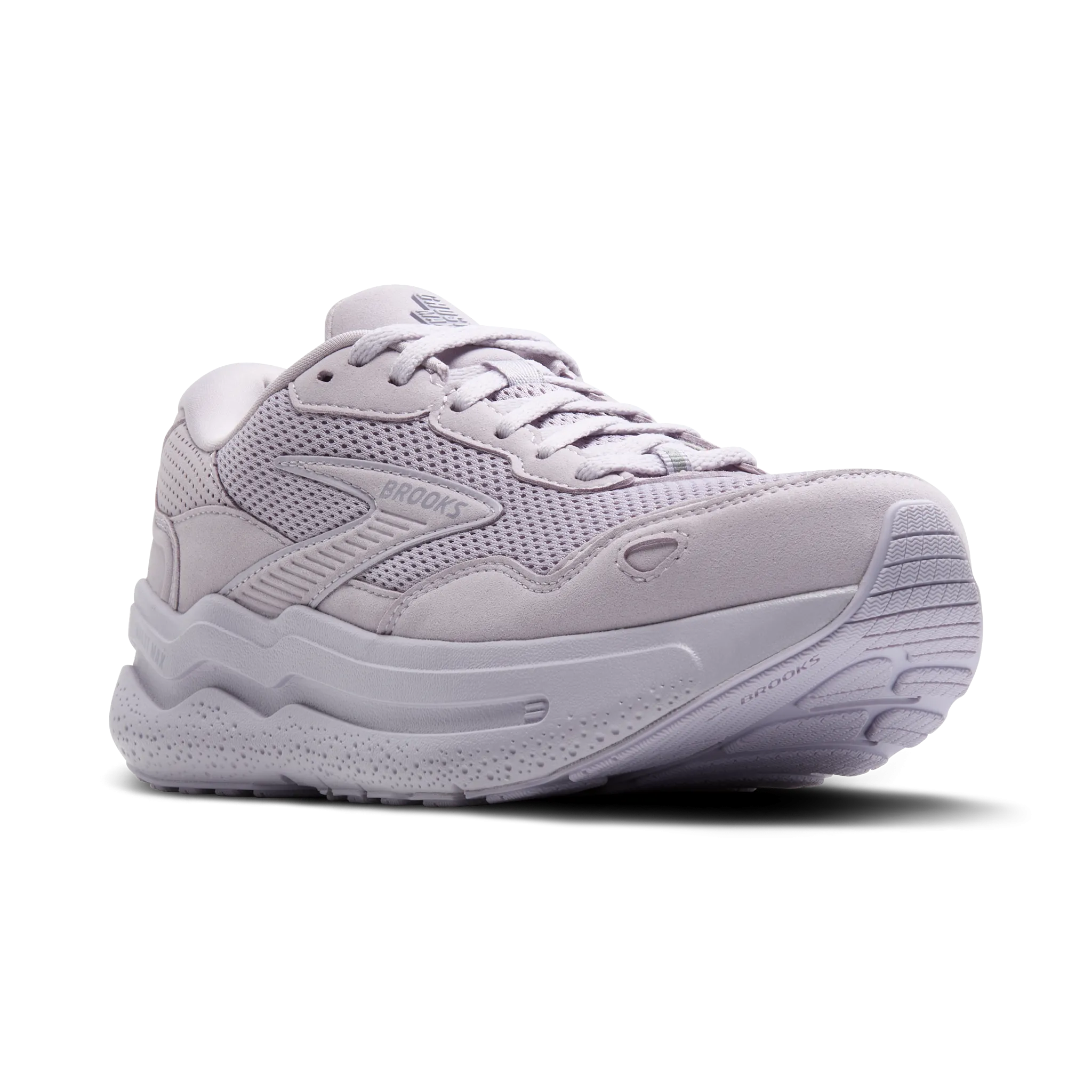 Women's Ghost Max SE running in a reservoir area shoes running in a glass bridge area shoes