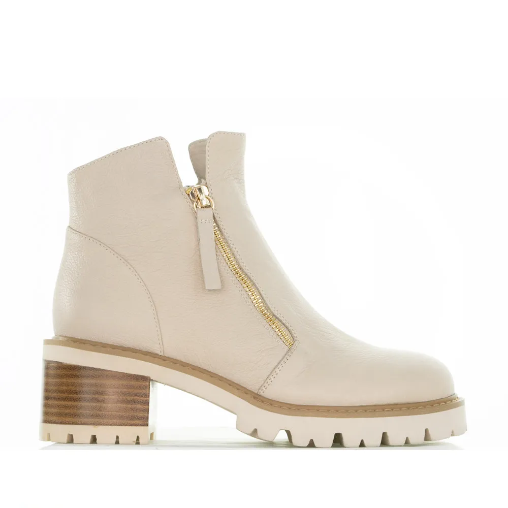 Casual Adventure Anti-Fatigue DJANGO & JULIETTE MCGUIRE VANILLA