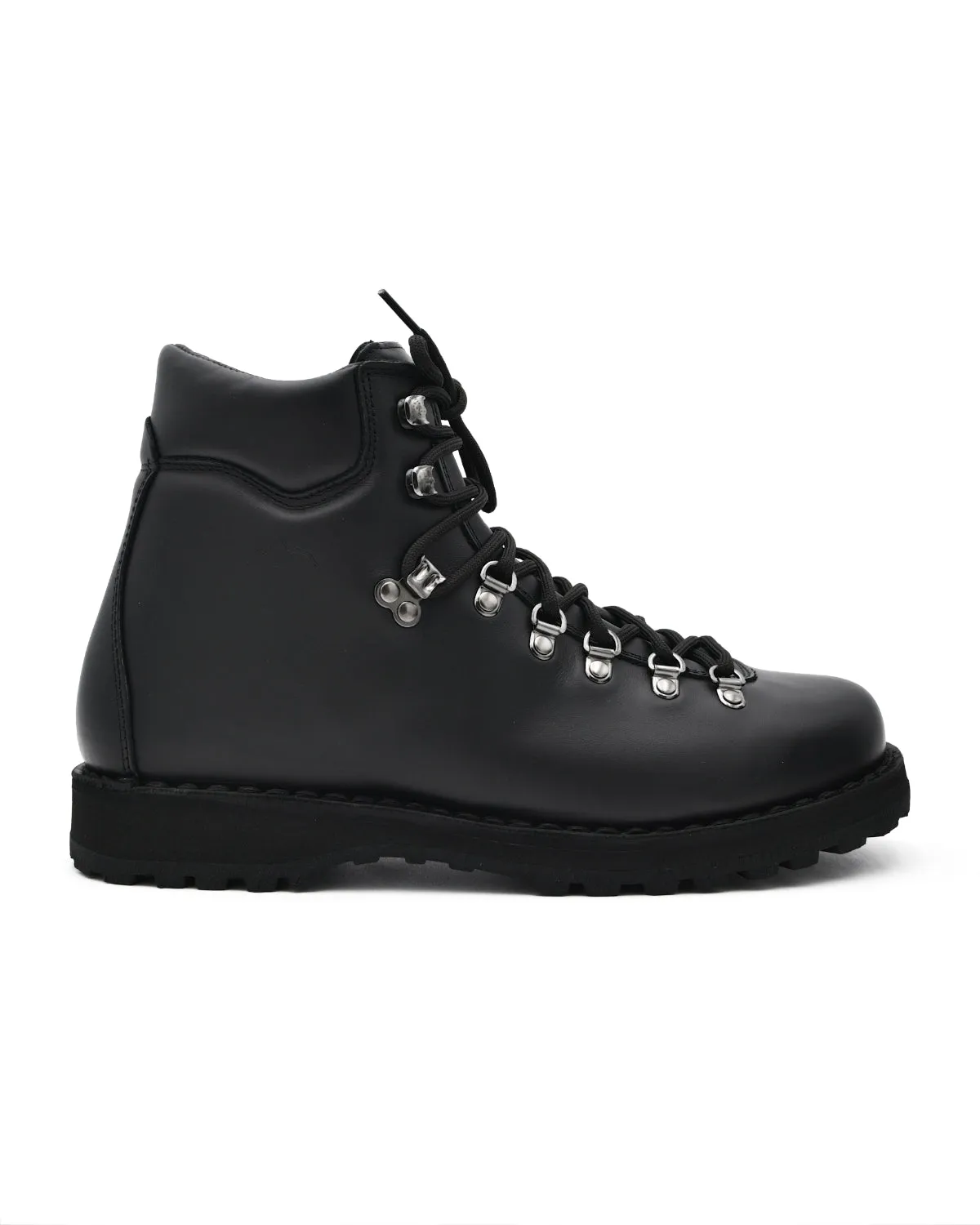 Diemme Roccia in Black Leather Club Night Arch Care