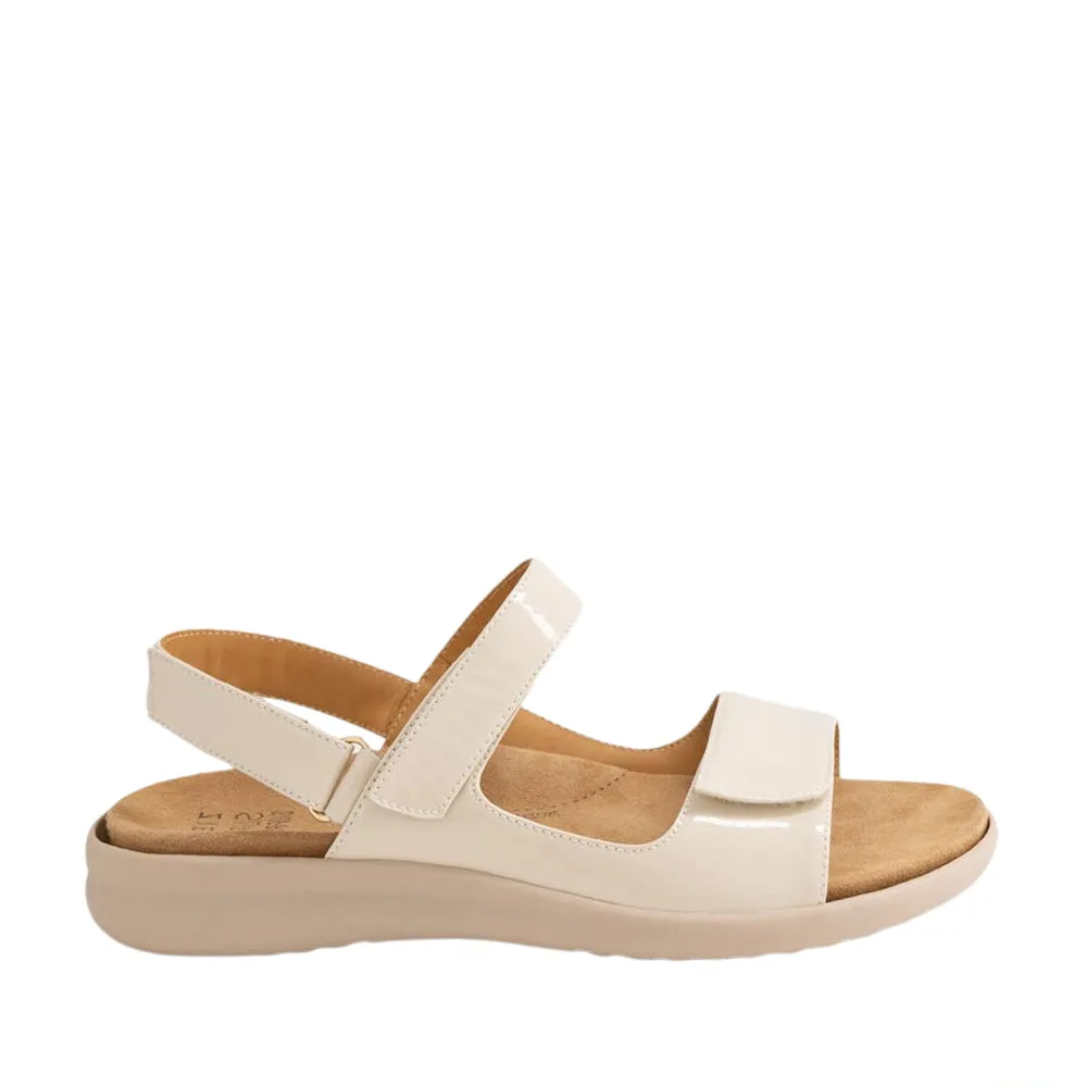 ZIERA BENJI VANILLA ALMOND PATENT Wave Flow Street Mood