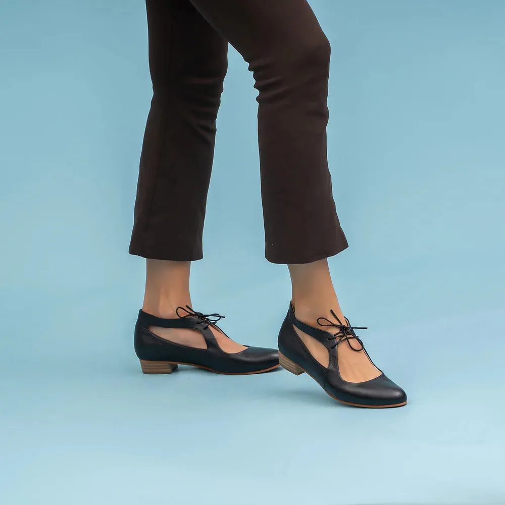 LE SANSA BOSS BLACK strap - type