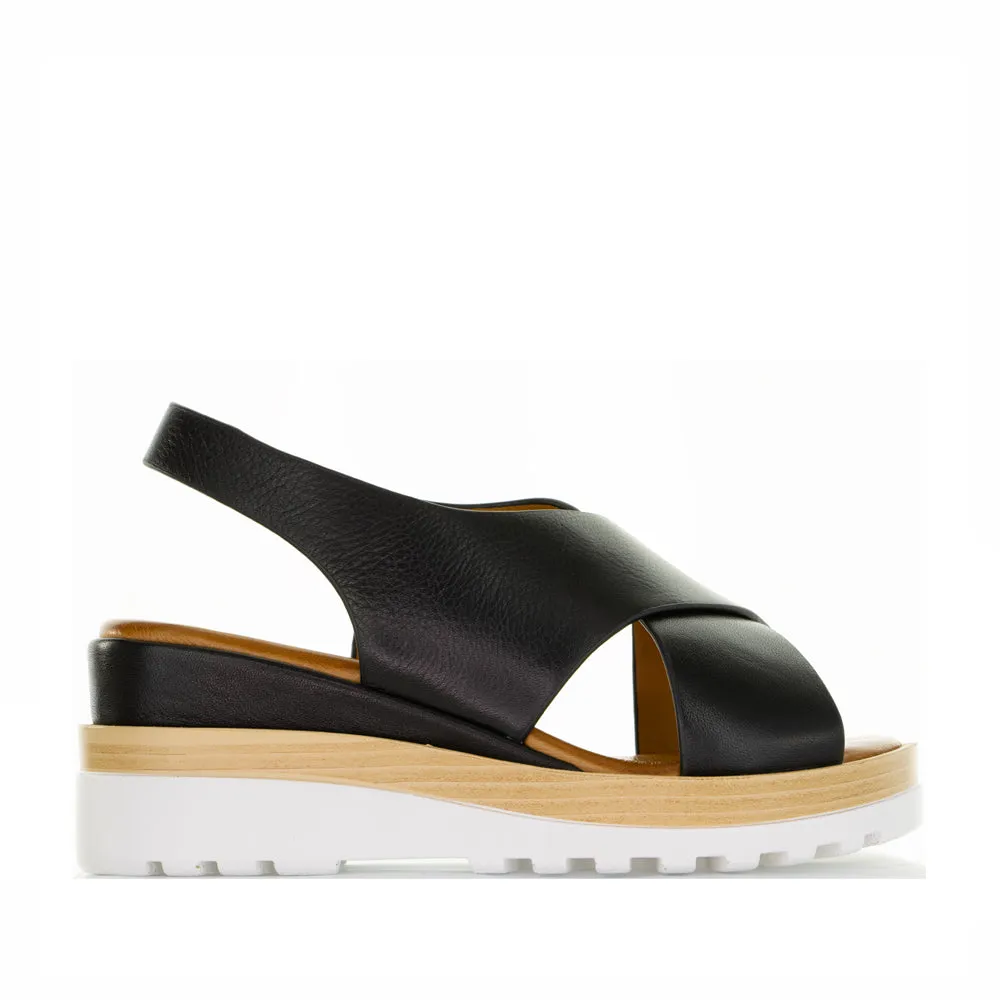 LE SANSA TRISHA BLACK Style Pair